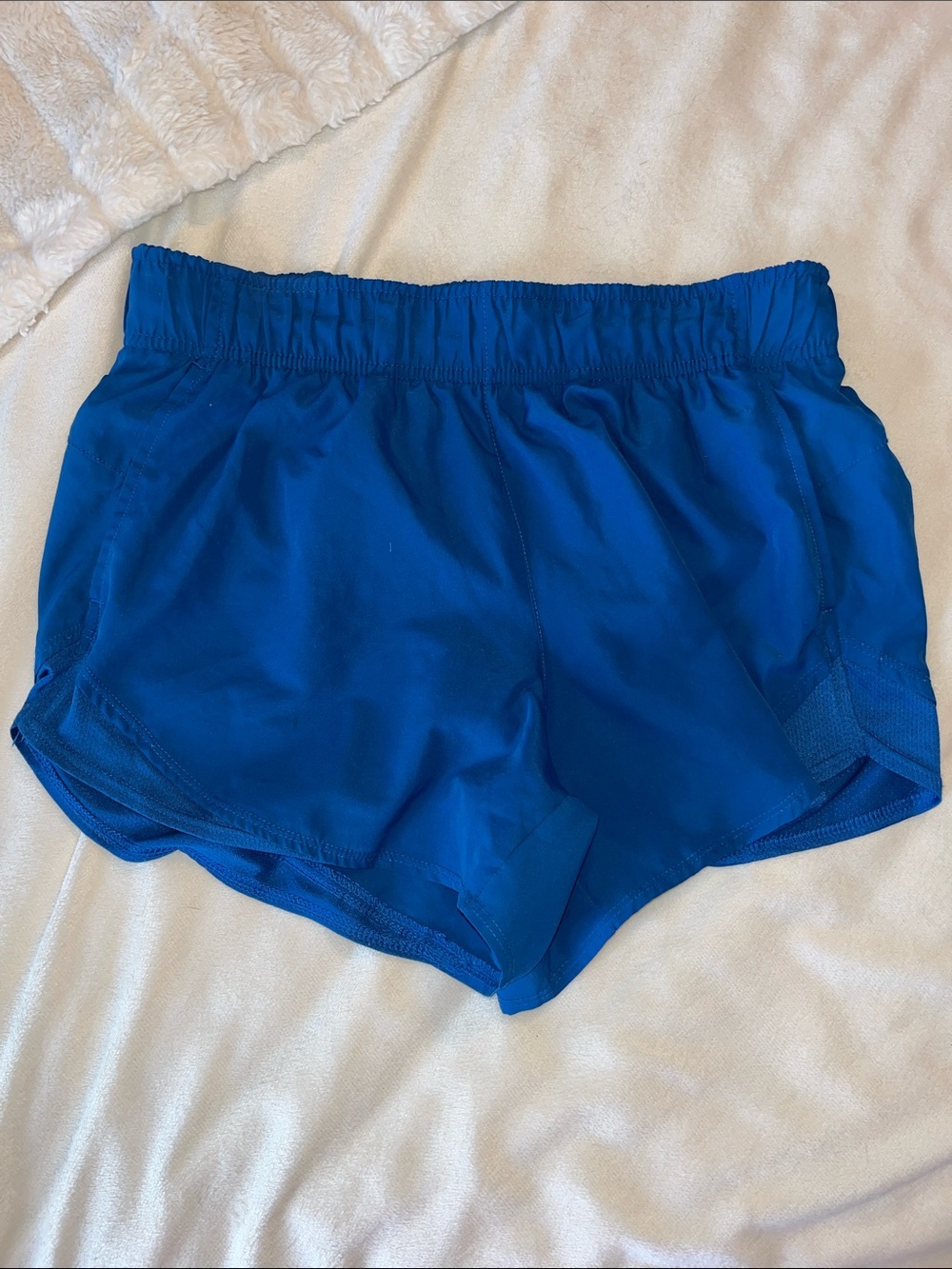 Women’s Avia royal blue runners shorts